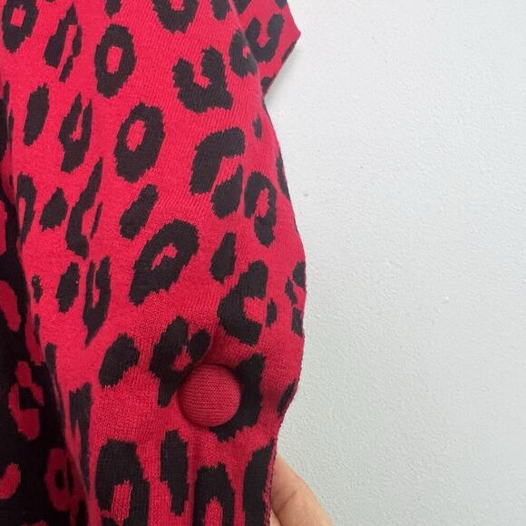 Chicos Womens S/M Animal Jacquard Black and Red Open Front cardigan Boho Resort - Picture 3 of 15